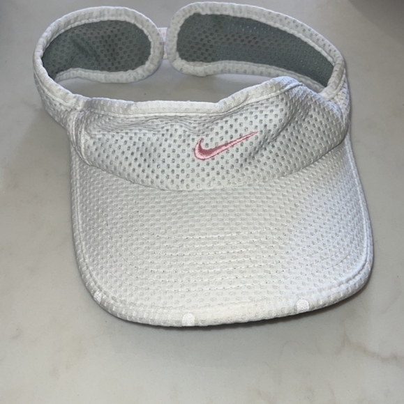 Meet your Posher, Adrian esteban - Picture 1 of 1